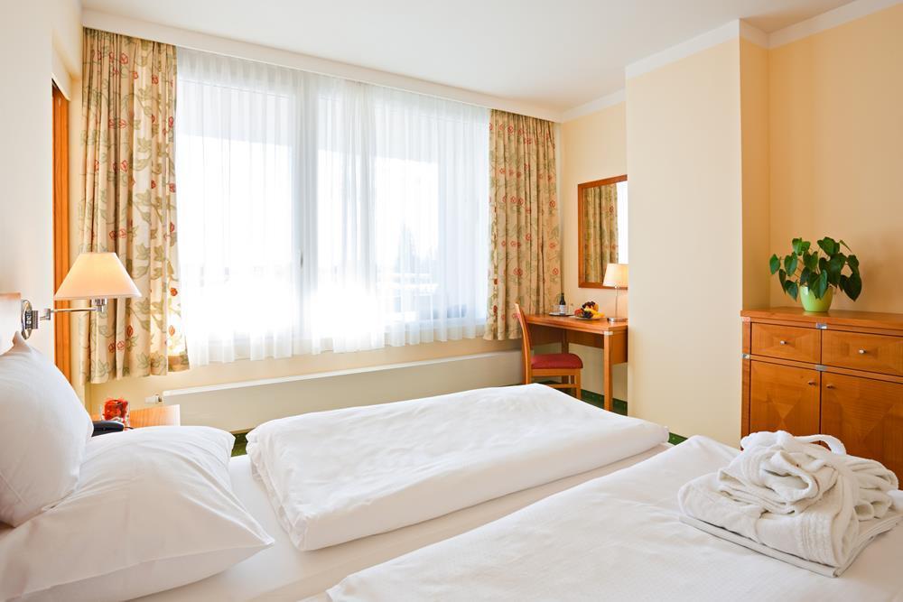 Badener Hof Hotel Buitenkant foto
